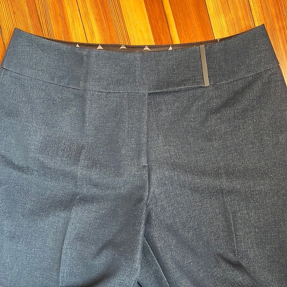 Tahari flare legs pants - Picture 7 of 8